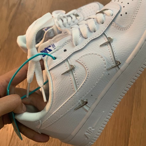 Custom Nike Air Force 1 - Picture 10 of 12
